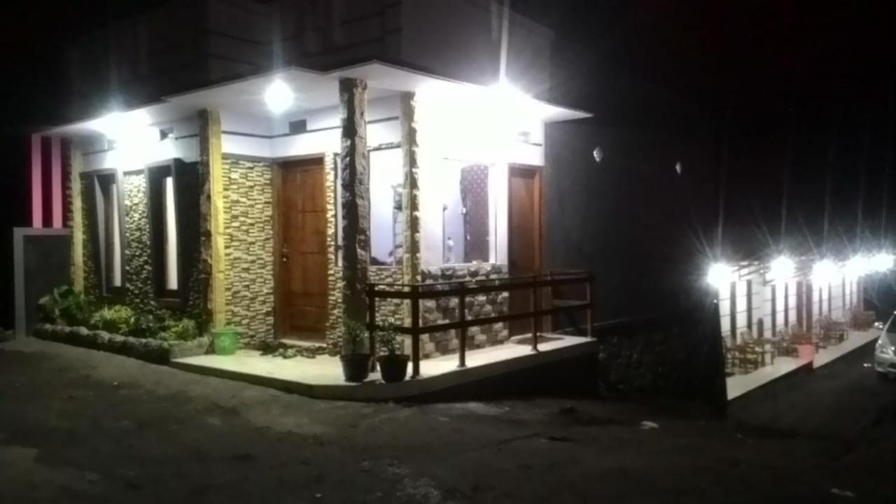Mentigen Homestay Ngadisari Εξωτερικό φωτογραφία