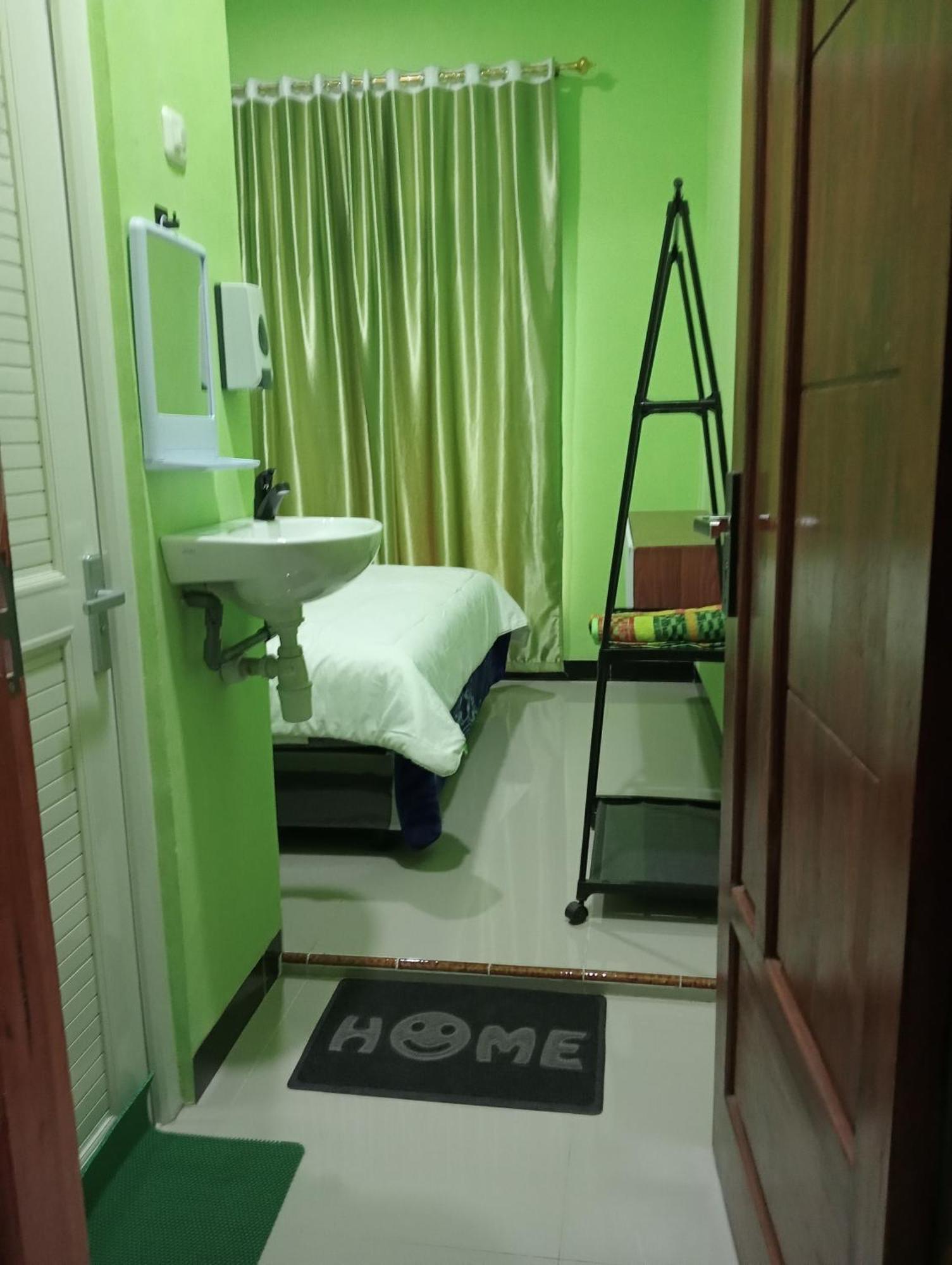 Mentigen Homestay Ngadisari Δωμάτιο φωτογραφία